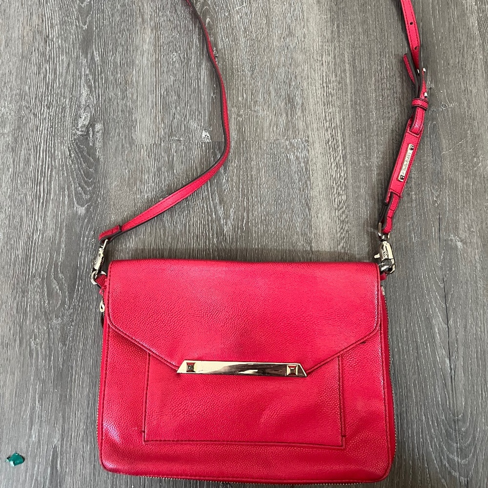 Red Stella and Dot Crossbody